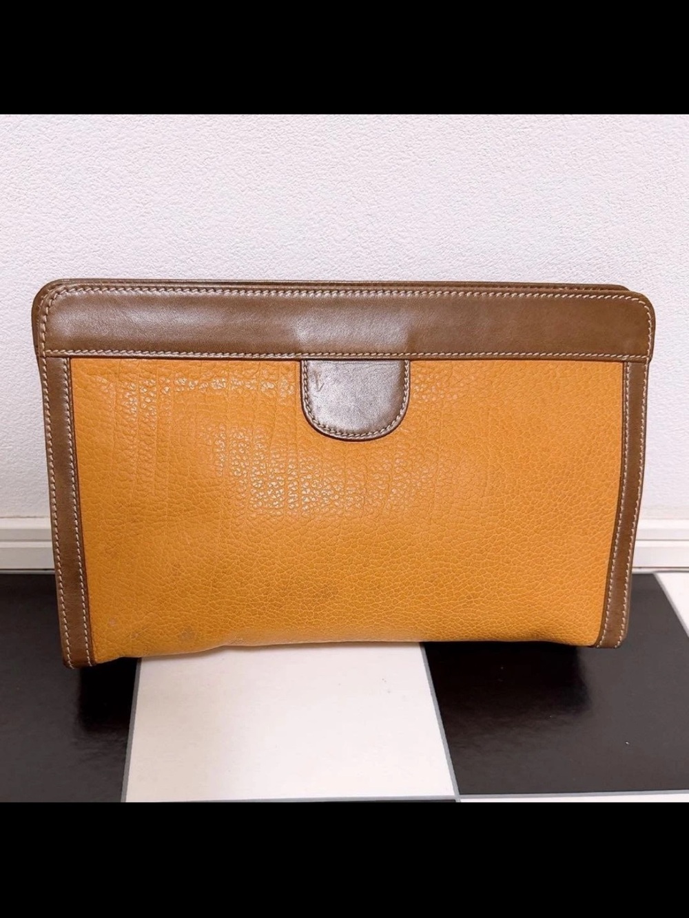 5 piece brand bundle set (Gucci,Tumi,Loewe,Barcos & Coach) - Picture 9 of 16